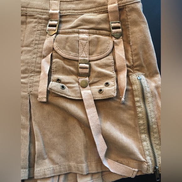 UNIF Hack tan corduroy tactical mini skirt - Picture 10 of 13